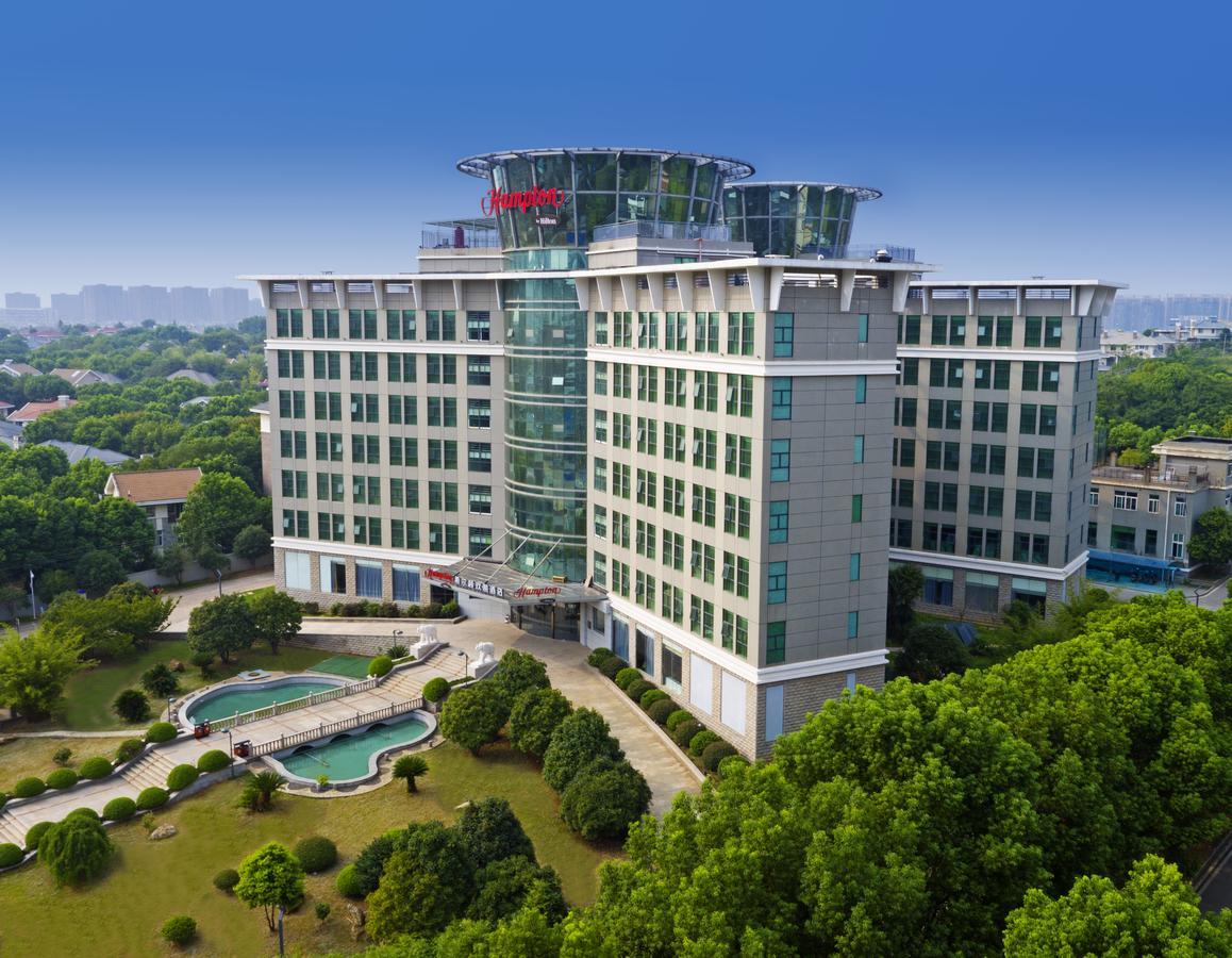 Hampton By Hilton Wuhan Tianhe Airport East Bagian luar foto